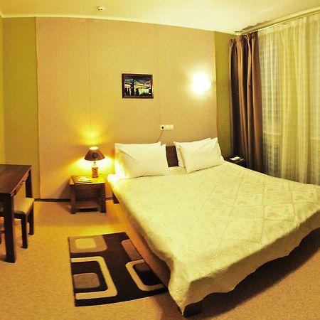 Hotel An-2 Kharkov Ngoại thất bức ảnh