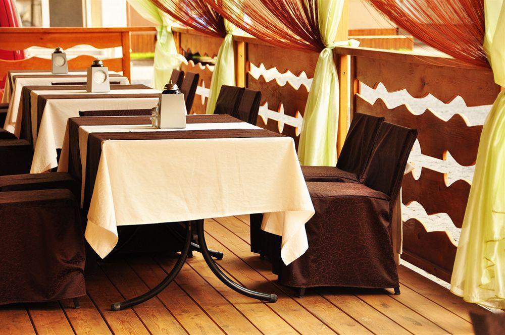 Hotel An-2 Kharkov Ngoại thất bức ảnh