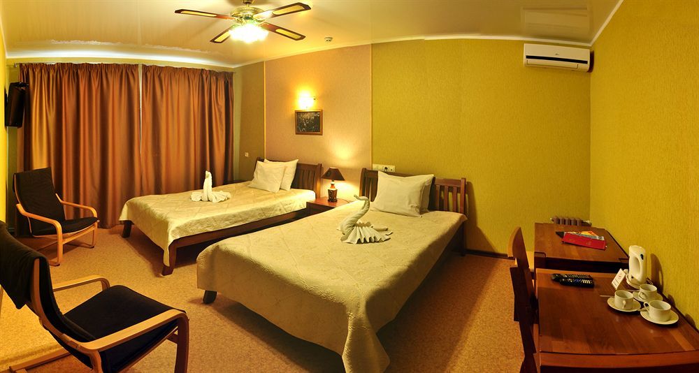 Hotel An-2 Kharkov Ngoại thất bức ảnh