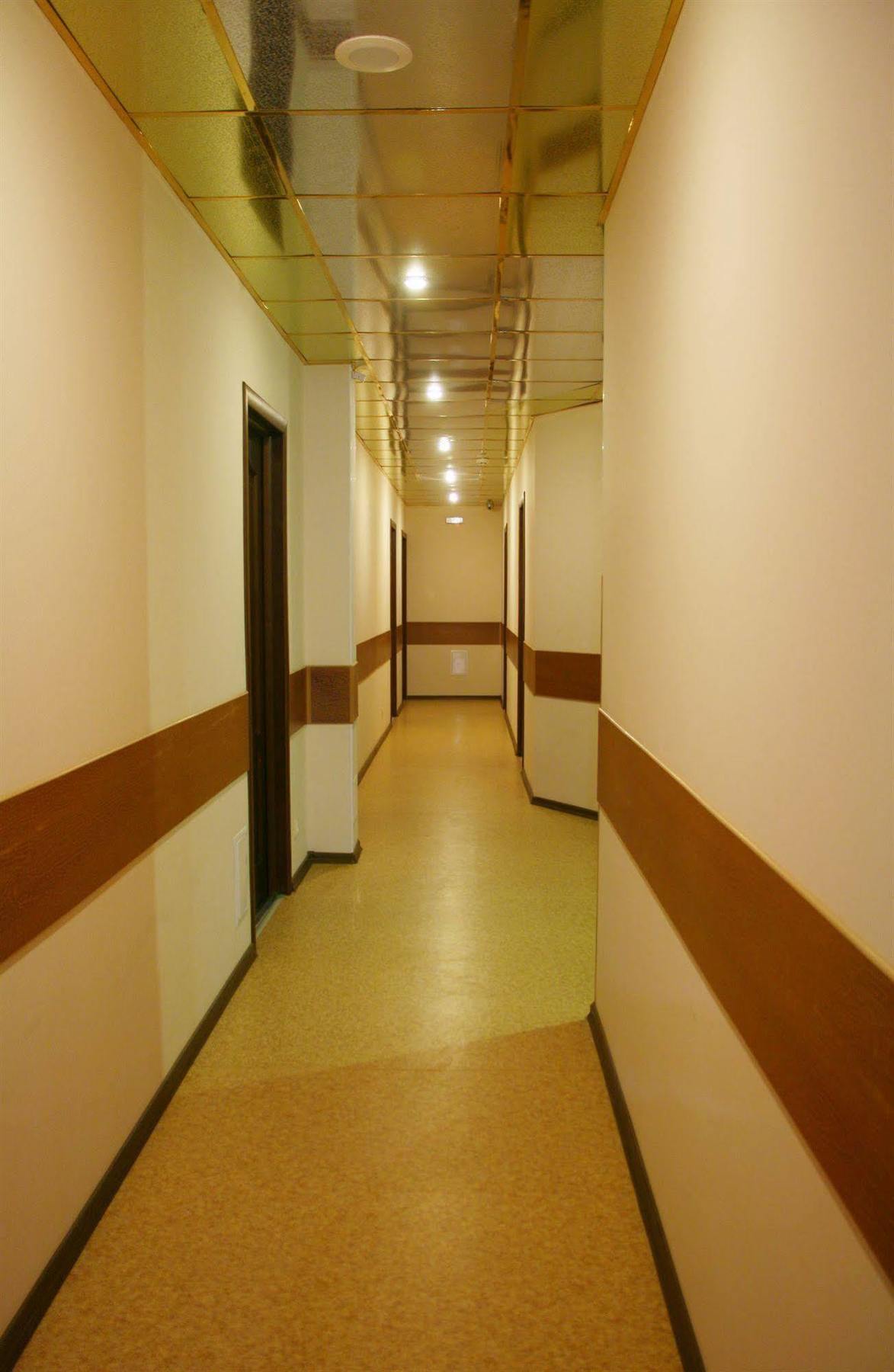 Hotel An-2 Kharkov Ngoại thất bức ảnh