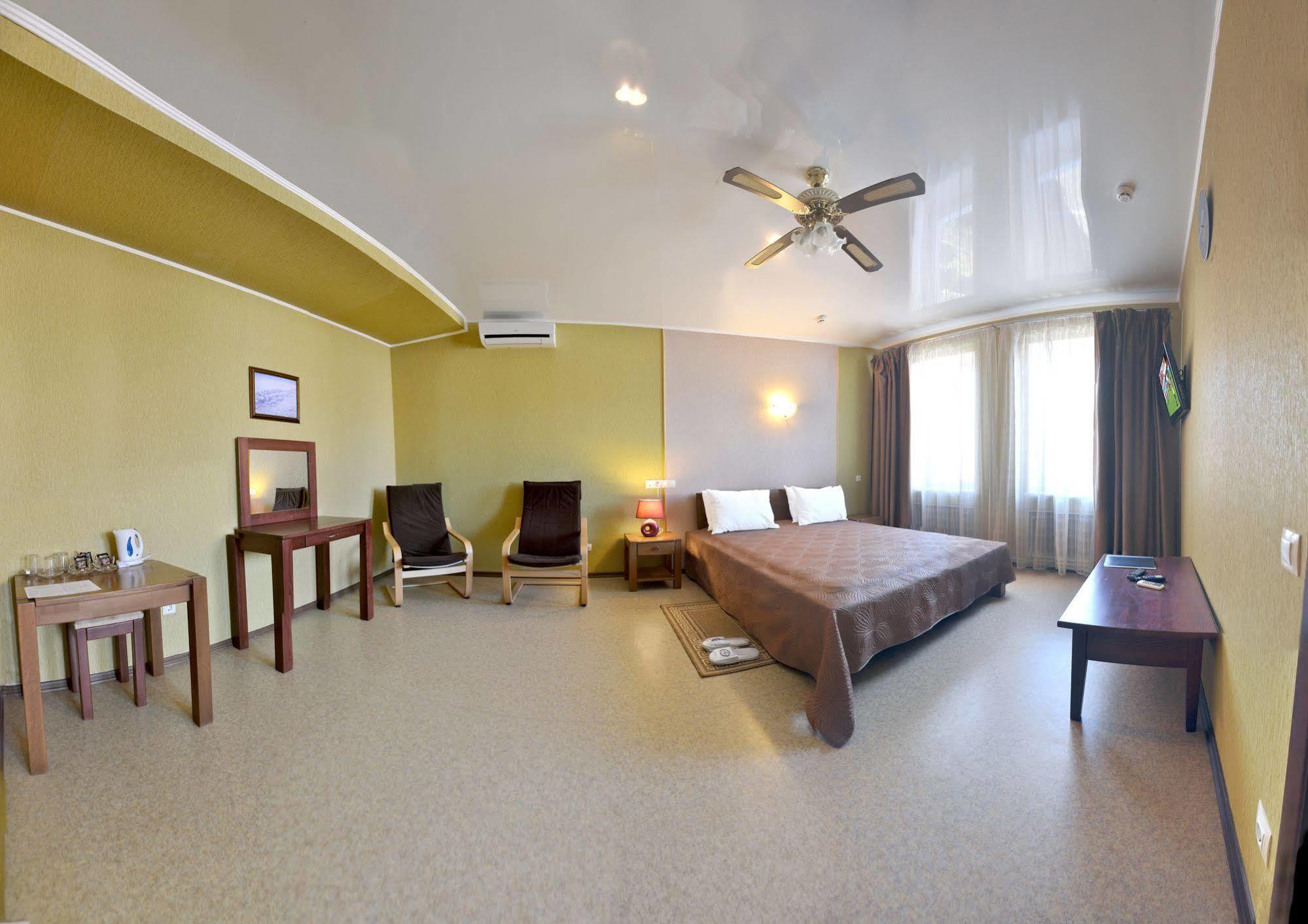 Hotel An-2 Kharkov Ngoại thất bức ảnh