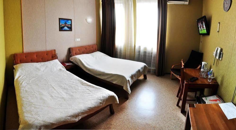 Hotel An-2 Kharkov Ngoại thất bức ảnh