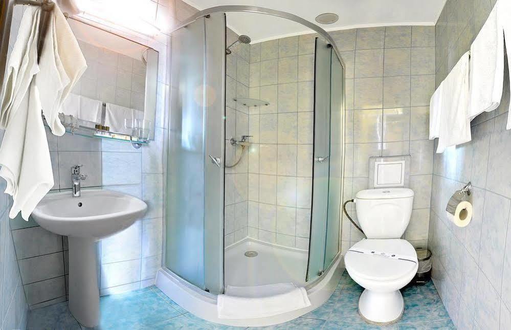 Hotel An-2 Kharkov Ngoại thất bức ảnh